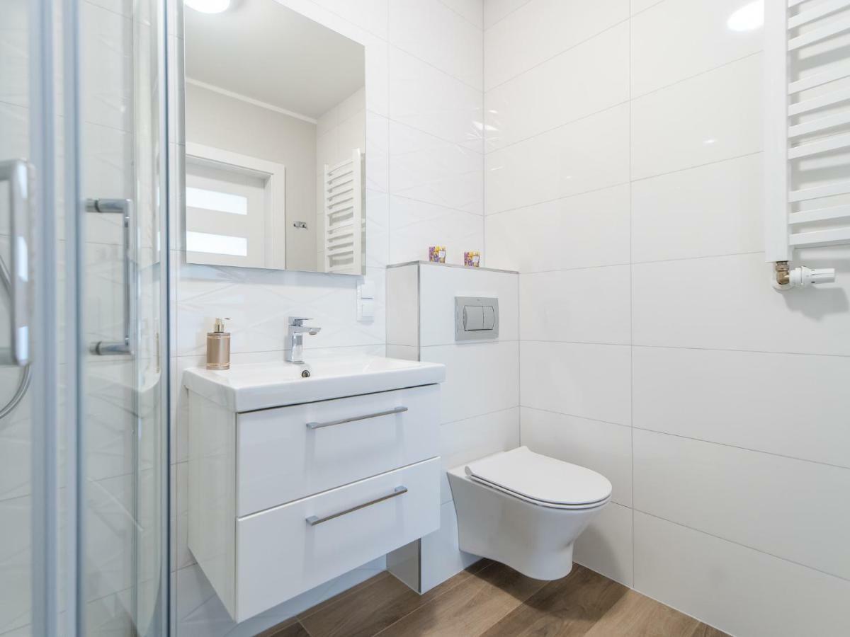 Rybacka 12a/20, - 3 Apartment *